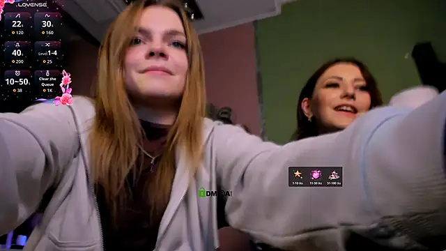 Snapshot of veronica_bubble chatting on 11/09/25, 08:51 veronica bubble online show from 11/09/25, 08:51