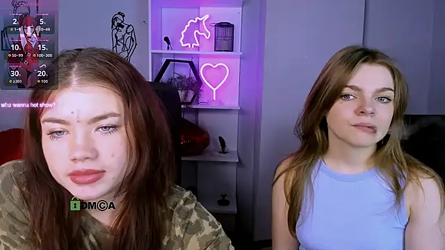 Snapshot of veronica_bubble chatting on 12/14/25, 08:13 veronica bubble online show from 12/14/25, 08:13