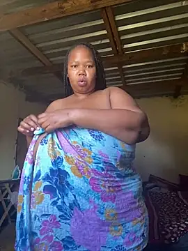 Curvycandy95 online show from 02/11/26, 04:39