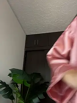 NaughtyNinnaXXX online show from 02/09/26, 07:40