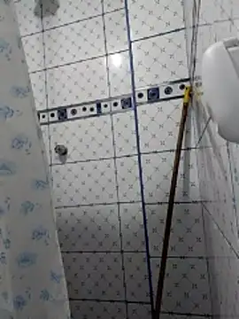 Exotic19cm online show from 12/03/25, 11:03