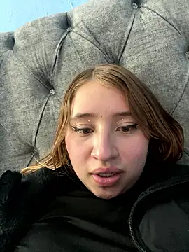 mia skys online show from 01/17/26, 02:49