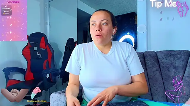  honey12 online show from 09/19/25, 02:40