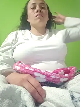  honey12 online show from 10/30/25, 01:40