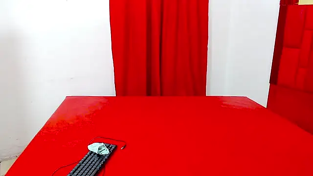 jamesrodriguez44 online show from 12/14/25, 05:02