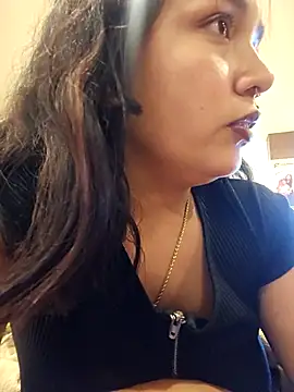 Snapshot of amanne_misa chatting on 05/19/26, 10:27 amanne misa online show from 05/19/26, 10:27