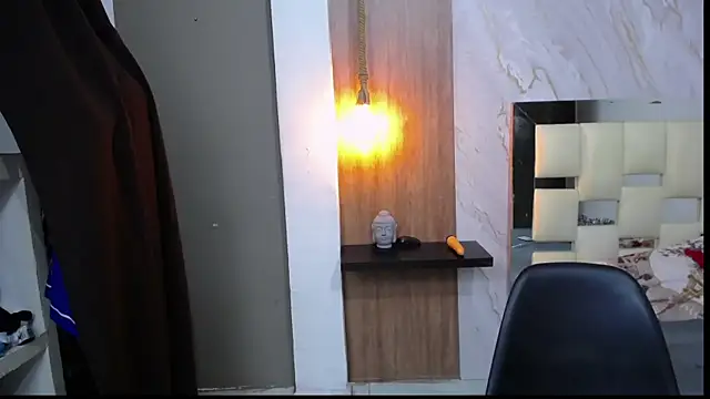 Snapshot of honeymoon_12 chatting on 09/23/25, 03:20 honeymoon 12 online show from 09/23/25, 03:20