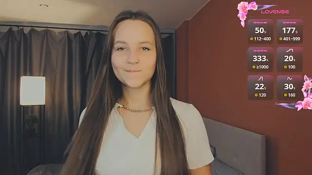 Snapshot of day_may chatting on 10/26/25, 01:50 day may online show from 10/26/25, 01:50