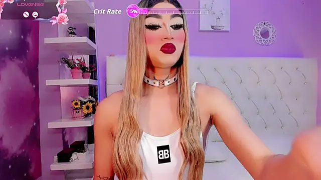 Miacuteee online show from 10/08/25, 08:17