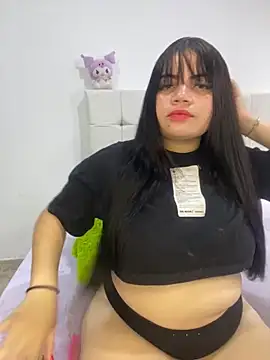 Snapshot of Kuromy_x chatting on 10/27/25, 07:07 Kuromy x online show from 10/27/25, 07:07