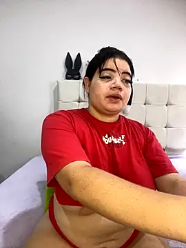 Snapshot of Kuromy_x chatting on 11/12/25, 07:03 Kuromy x online show from 11/12/25, 07:03