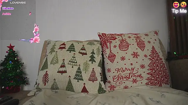 Roxybeautyy online show from 11/10/25, 09:36