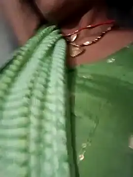 Snapshot of Radha8080 chatting on 09/08/25, 05:01 Radha8080 online show from 09/08/25, 05:01