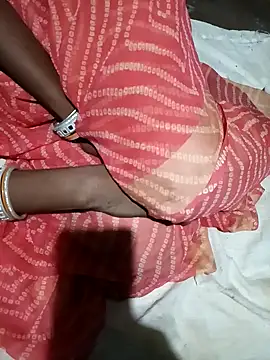 Snapshot of Radha8080 chatting on 09/12/25, 05:35 Radha8080 online show from 09/12/25, 05:35