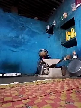 Snapshot of Radha8080 chatting on 09/18/25, 06:10 Radha8080 online show from 09/18/25, 06:10