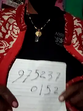 Snapshot of Radha8080 chatting on 11/20/25, 11:37 Radha8080 online show from 11/20/25, 11:37