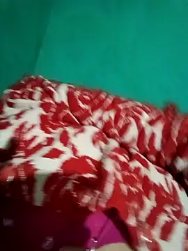 Snapshot of Radha8080 chatting on 11/21/25, 05:00 Radha8080 online show from 11/21/25, 05:00