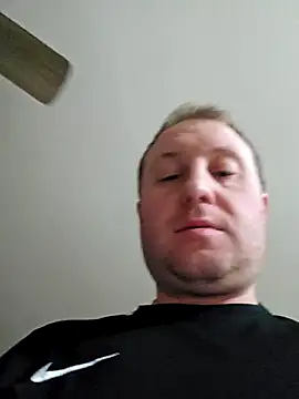 Snapshot of Ricotta1 chatting on 03/24/26, 04:39 Ricotta1 online show from 03/24/26, 04:39