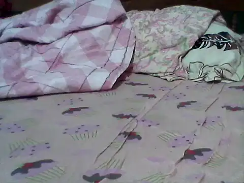 Snapshot of nathalie0045 chatting on 09/09/25, 07:30 nathalie0045 online show from 09/09/25, 07:30