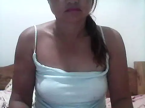 nathalie0045 online show from 04/11/26, 09:30