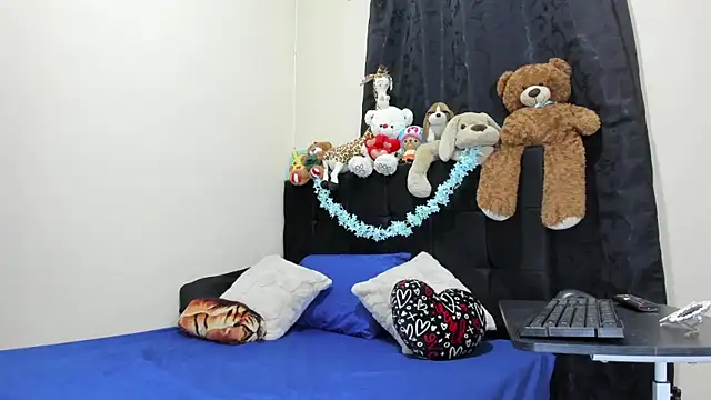 zusan king  online show from 07/06/26, 01:24