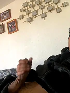 Arce92 online show from 10/31/25, 07:48