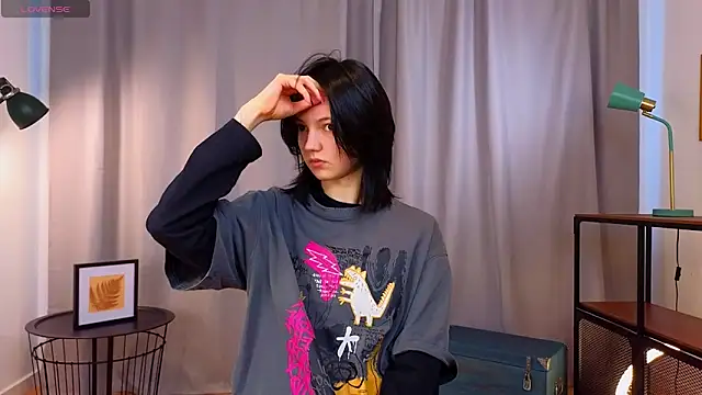 Snapshot of PamilaGrassle chatting on 09/10/25, 04:01 PamilaGrassle online show from 09/10/25, 04:01