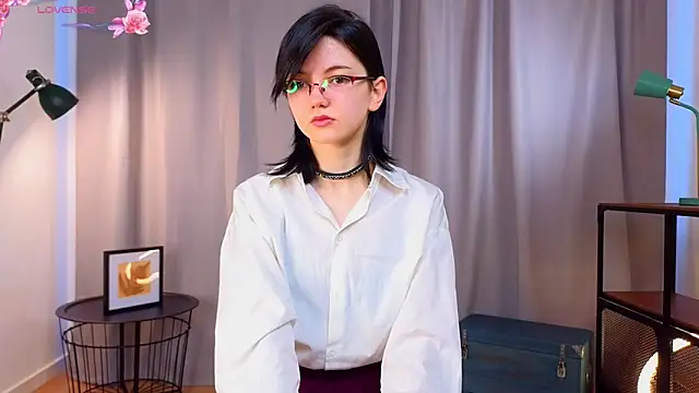 Snapshot of PamilaGrassle chatting on 09/14/25, 04:11 PamilaGrassle online show from 09/14/25, 04:11