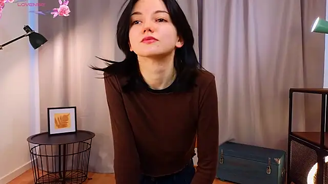 Snapshot of PamilaGrassle chatting on 09/17/25, 04:03 PamilaGrassle online show from 09/17/25, 04:03