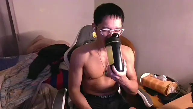 iron0401 online show from 03/11/26, 04:24