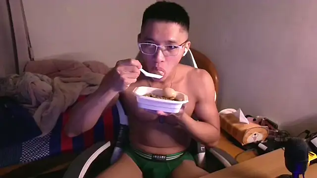 iron0401 online show from 03/20/26, 05:40