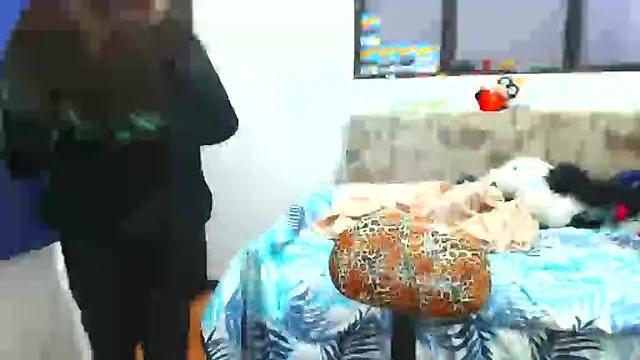 Snapshot of Nanilux chatting on 10/12/25, 07:02 Nanilux online show from 10/12/25, 07:02