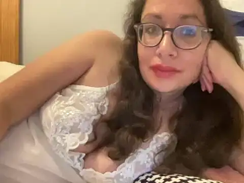 RosaFreya online show from 09/24/25, 08:56