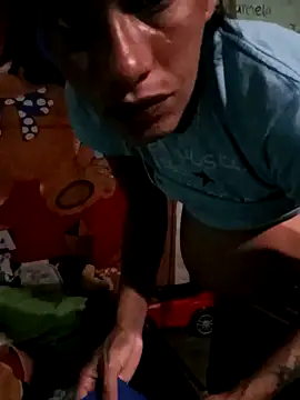 Snapshot of Lagataymoreno chatting on 11/12/25, 07:24 Lagataymoreno online show from 11/12/25, 07:24