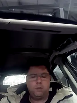 Snapshot of blueandwhite1 chatting on 01/29/25, 07:22 blueandwhite1 online show from 01/29/25, 07:22