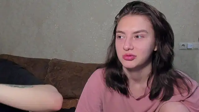 muuur fam online show from 10/08/25, 09:01