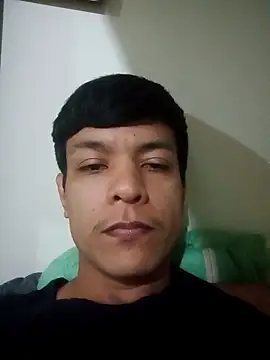 Snapshot of WillRodriguesf10 chatting on 11/07/25, 10:54 WillRodriguesf10 online show from 11/07/25, 10:54