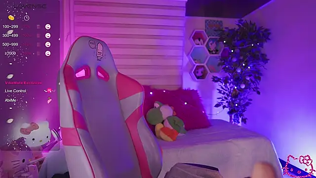  chloe moons  online show from 09/19/25, 11:05