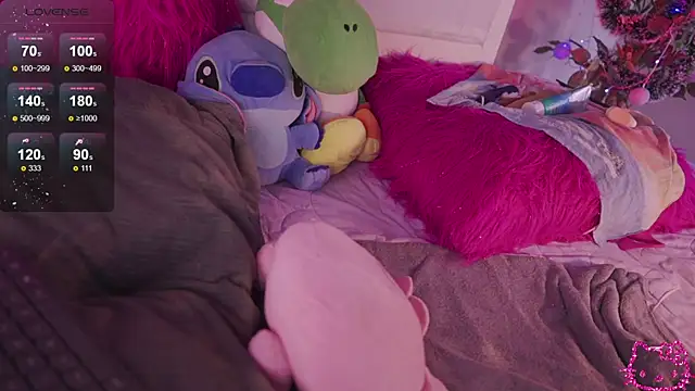  chloe moons  online show from 12/13/25, 07:53