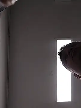 Snapshot of danigarci2307 chatting on 11/18/25, 08:46 danigarci2307 online show from 11/18/25, 08:46