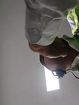 danigarci2307 online show from 02/07/26, 09:40