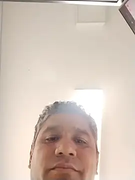 danigarci2307 online show from 04/16/26, 01:06