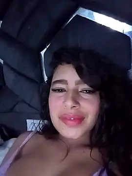 Zoe-Johnson  online show from 03/03/26, 05:57