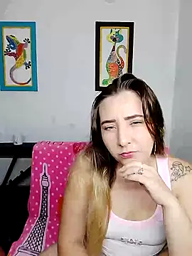 Snapshot of isabella_lovem chatting on 11/09/25, 06:12 isabella lovem online show from 11/09/25, 06:12