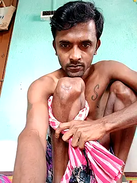 Snapshot of ShinuRoy chatting on 09/20/25, 05:30 ShinuRoy online show from 09/20/25, 05:30