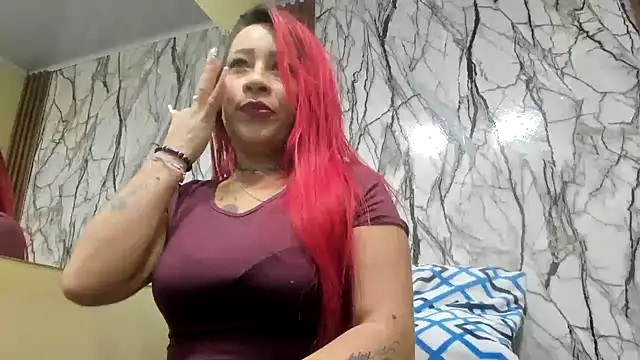 Snapshot of teilor_dreamse chatting on 10/31/25, 03:07 teilor dreamse online show from 10/31/25, 03:07