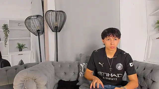 Tyler durten online show from 10/17/25, 02:59