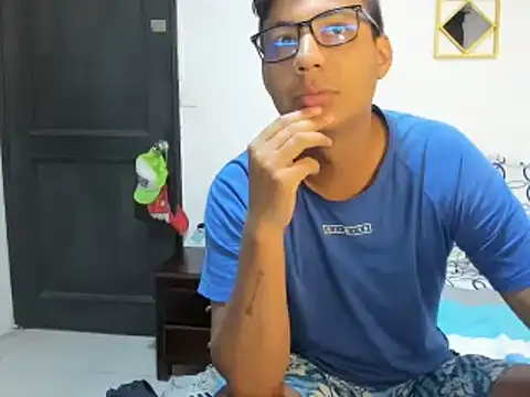 Dantex king online show from 04/22/26, 11:39