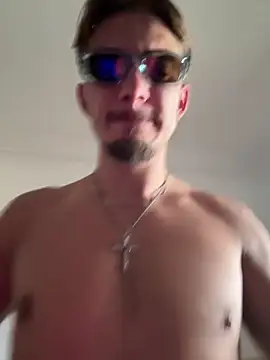 Snapshot of AndrewAndrew997 chatting on 09/28/25, 07:47 AndrewAndrew997 online show from 09/28/25, 07:47