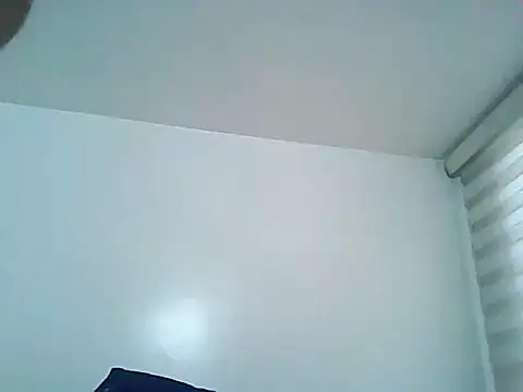 Snapshot of trans_connie chatting on 11/10/25, 10:09 trans connie online show from 11/10/25, 10:09